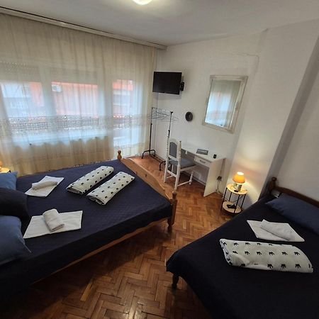 Prenociste Chardak Hotel Тузла Екстериор снимка